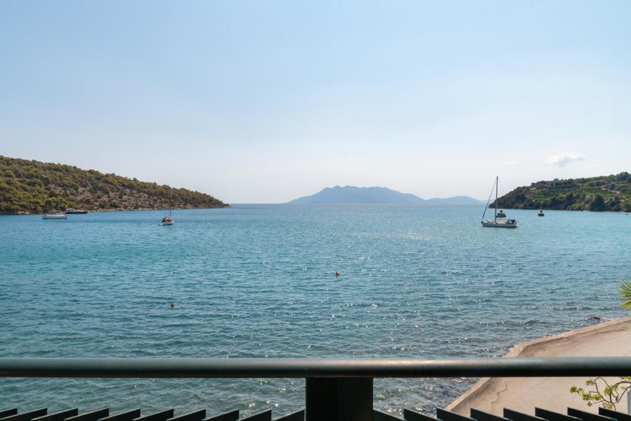 Binji Hotel Epidaurus Exterior photo
