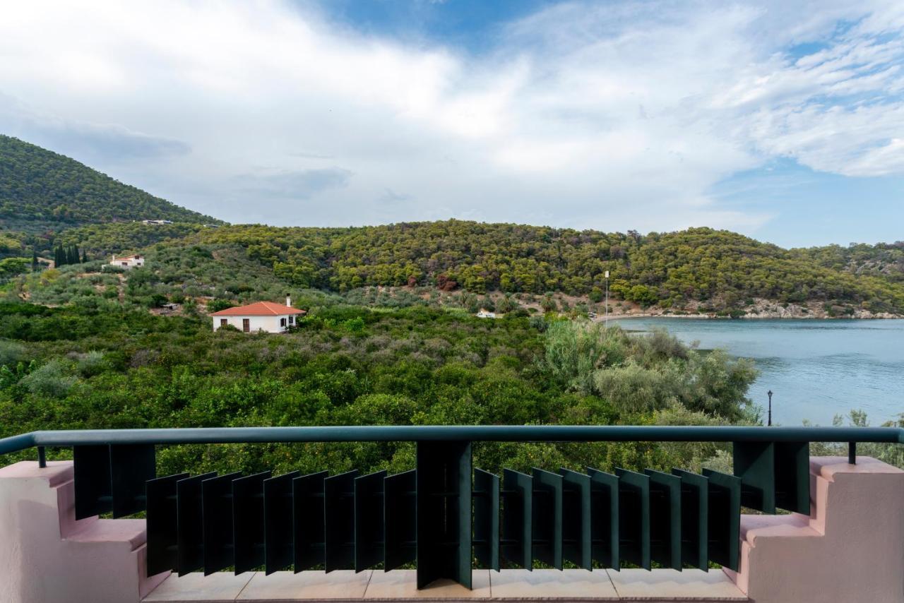 Binji Hotel Epidaurus Exterior photo