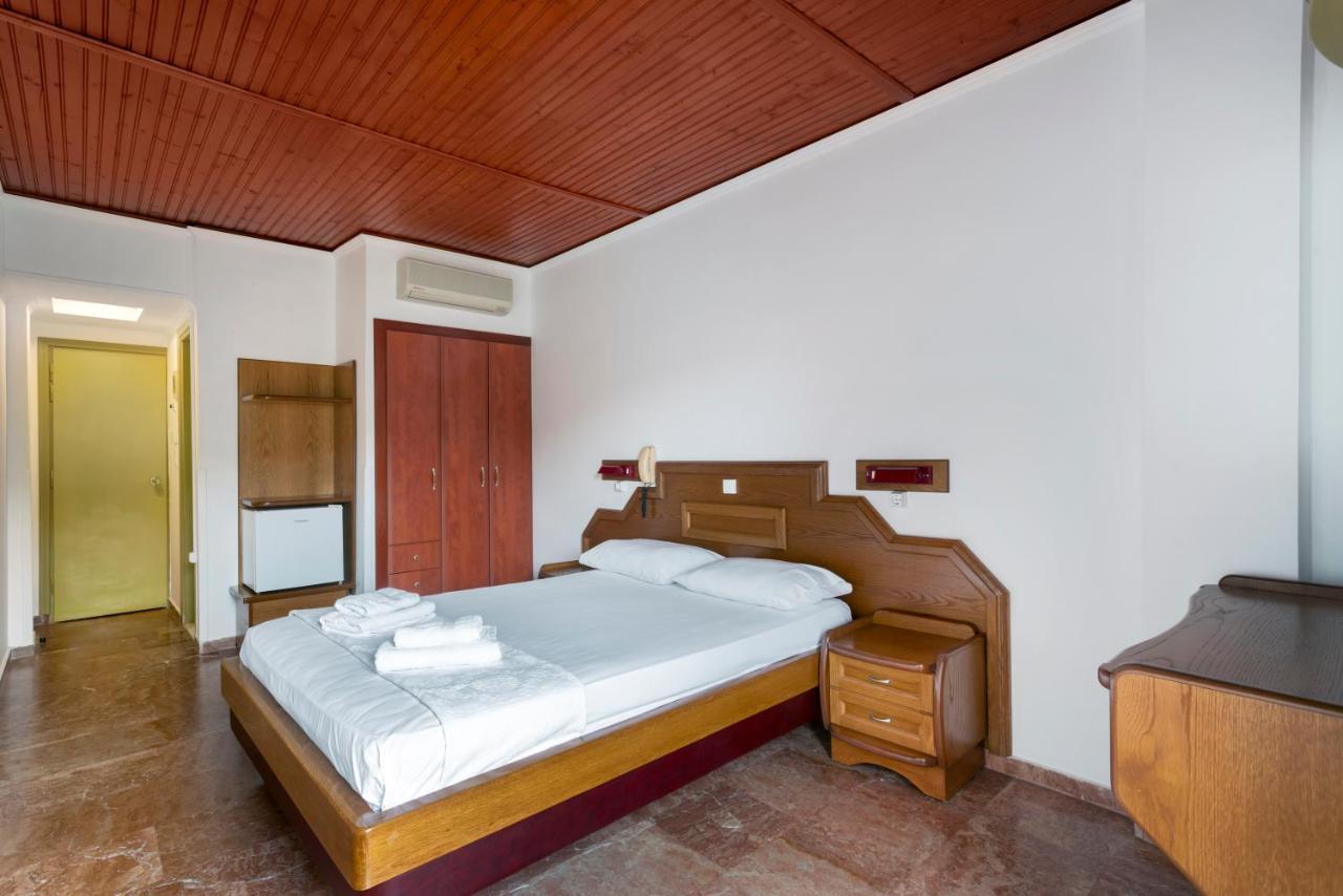 Binji Hotel Epidaurus Exterior photo